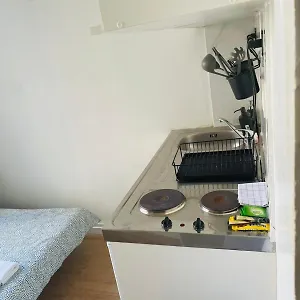 Studio - Pere Lachaise - Voltaire - Buttes-chaumont - 2 Pers Appartement