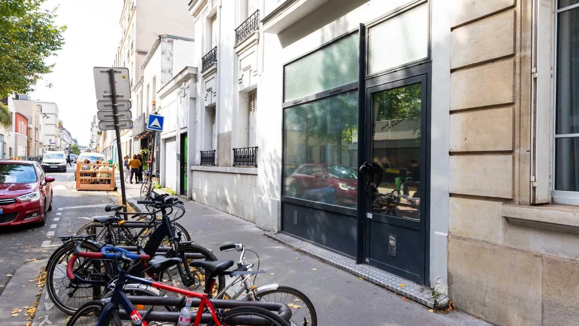 Cozy Nest Just Steps Away From The Lively Nation District Apartment Paris France